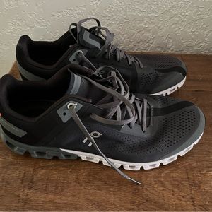 Cloud On Cloudflow men’s 10 black